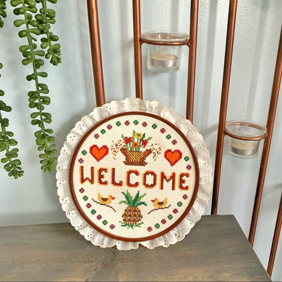 Vtg Handmade Welcome Embroidery Decor Birds